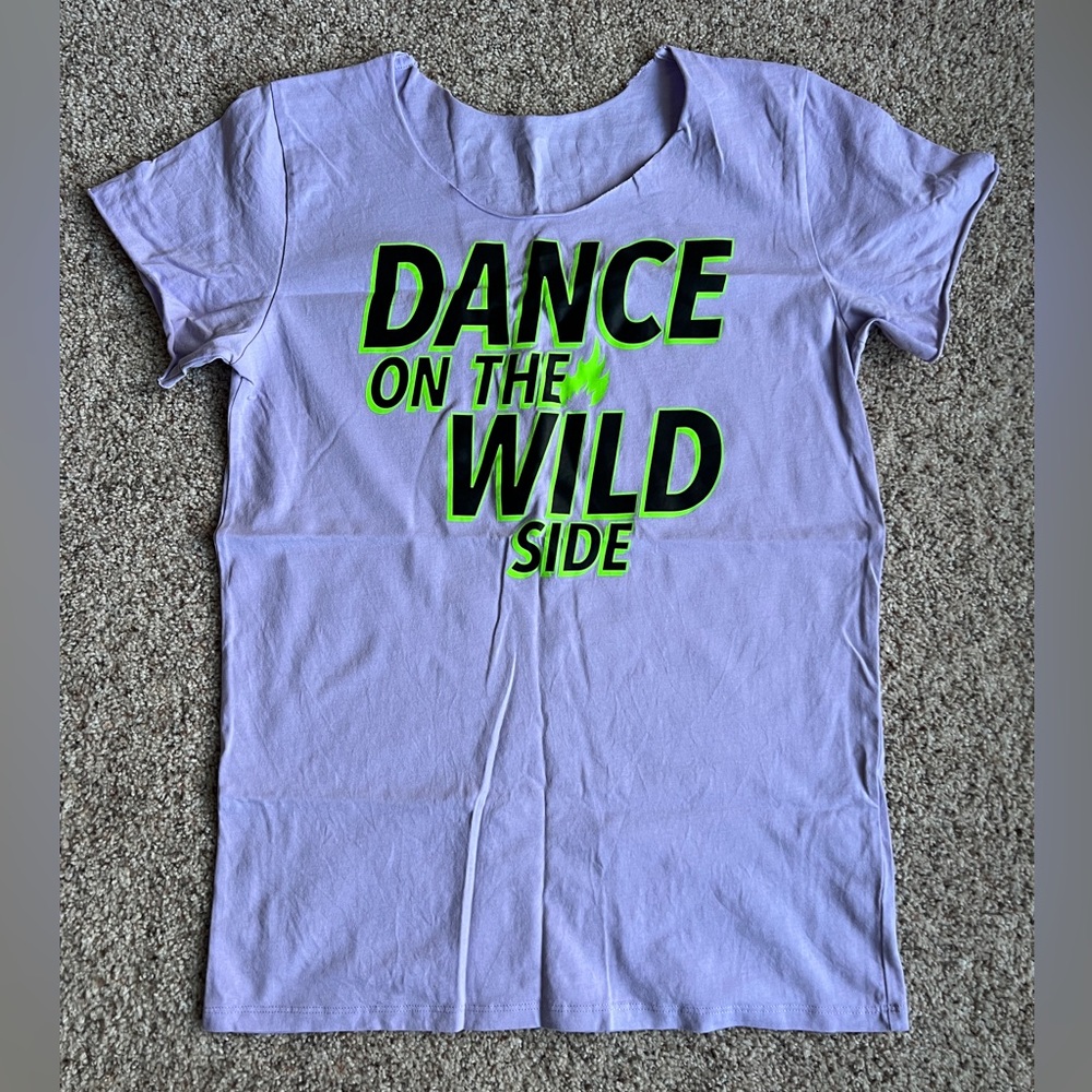 Zumba Fitness Lavender Tee with Neon Green & Black Graphic